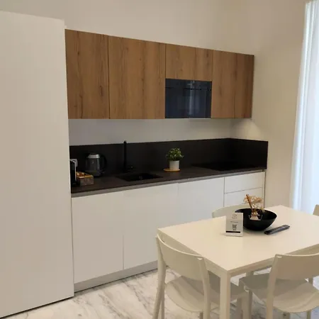 Lily 10 Apartment Palermo
