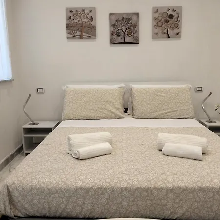 Lily 10 Apartment Palermo